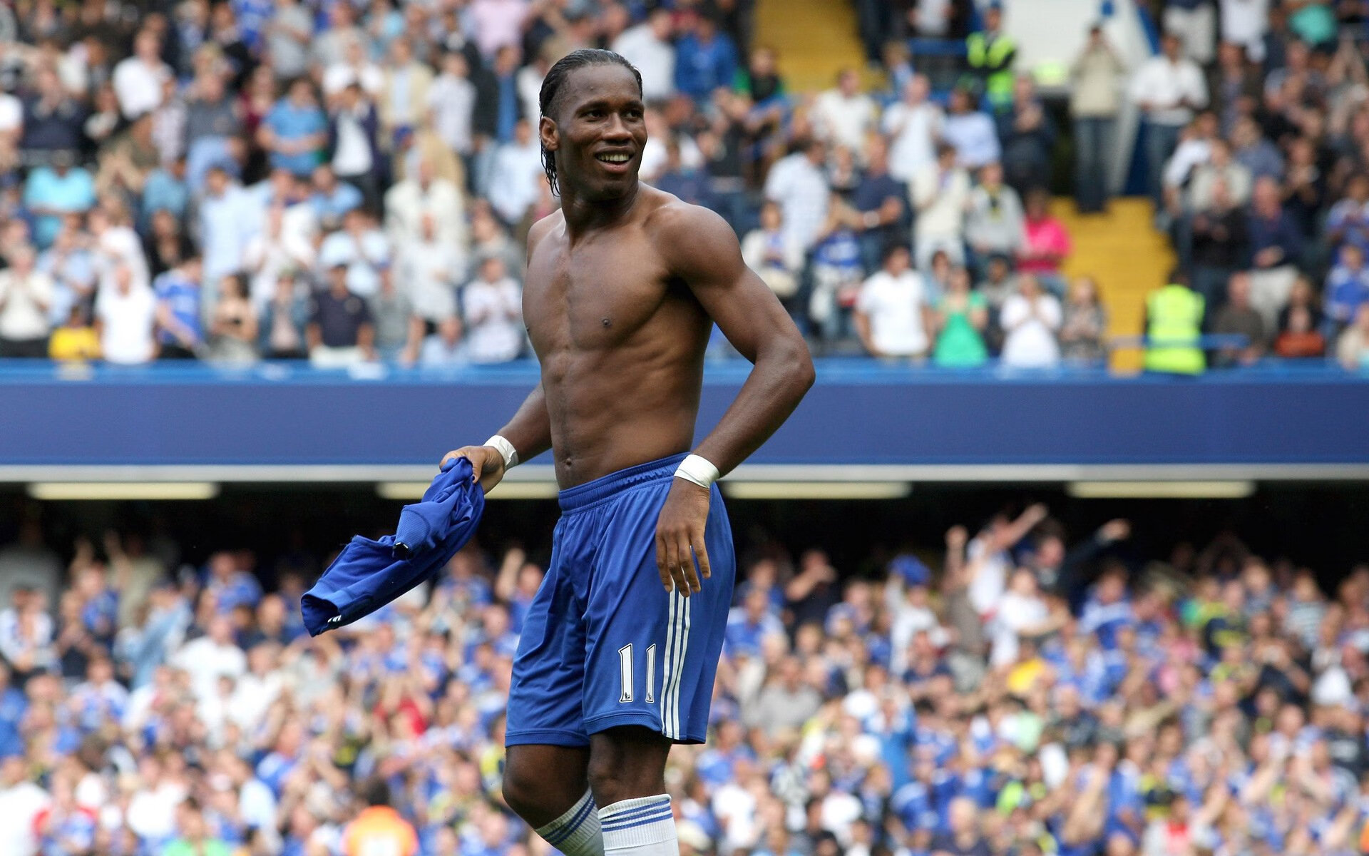 -中国足球文化推广活动走进高校，中国校园足球文化