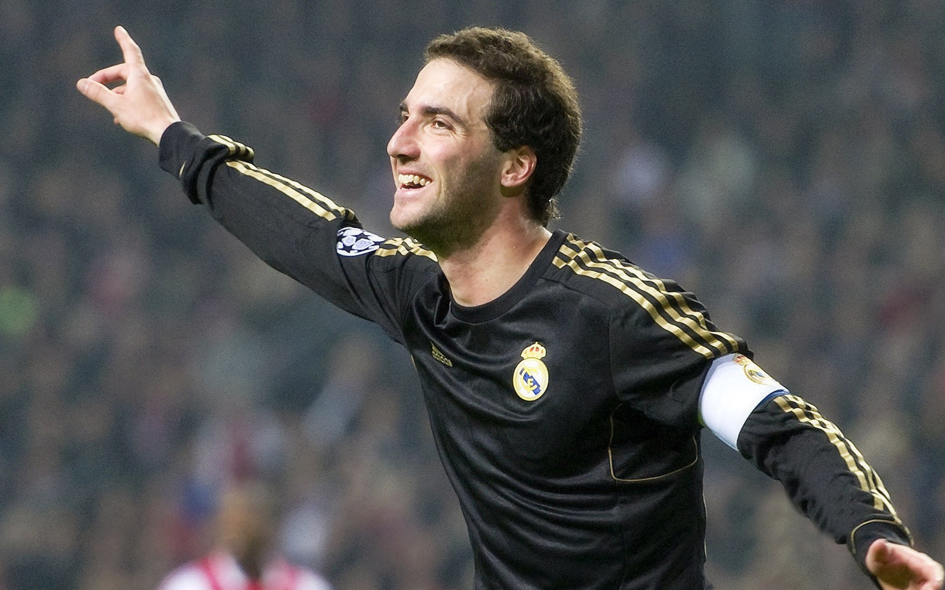 KAIYUNAPP-关注安全：联盟推出的新赛场安全措施详解，英雄联盟赛赛中心